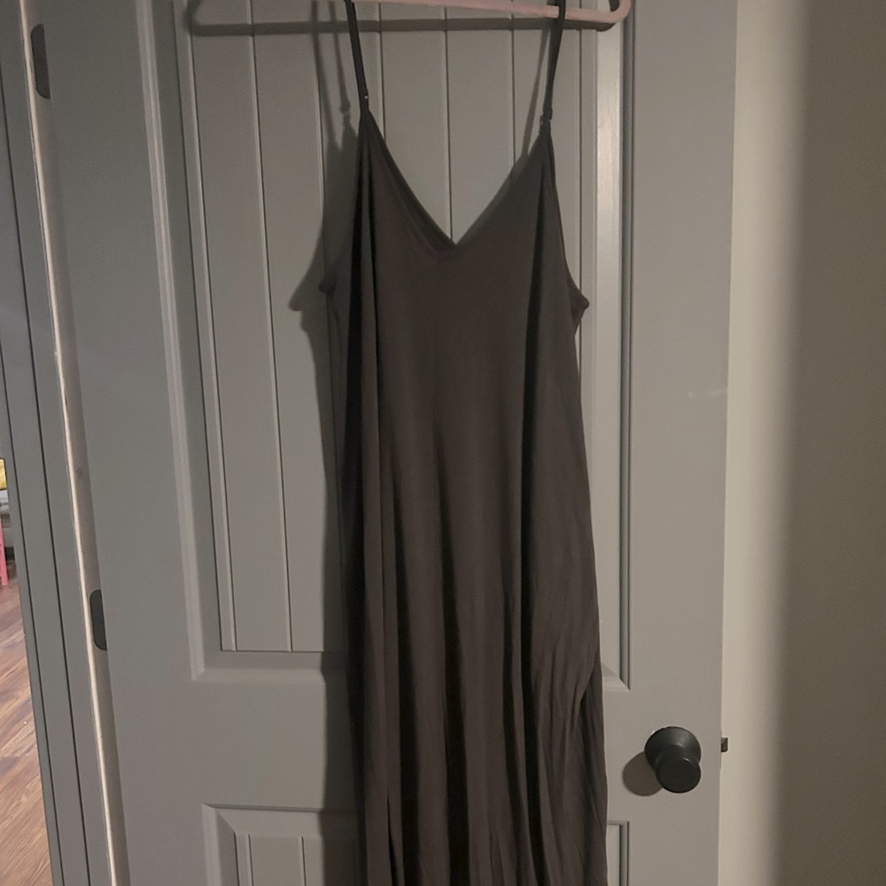 Maxi dress. Gray. Size xl.